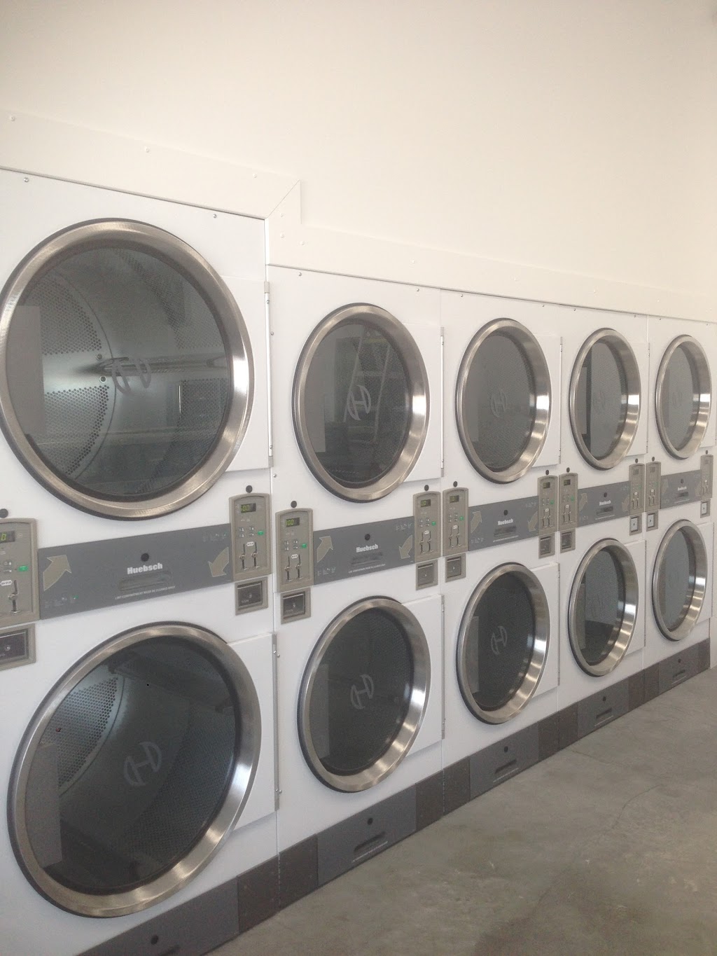 Wetaskiwin Laundromat | 5419 36 Ave, Wetaskiwin, AB T9A 3C7, Canada