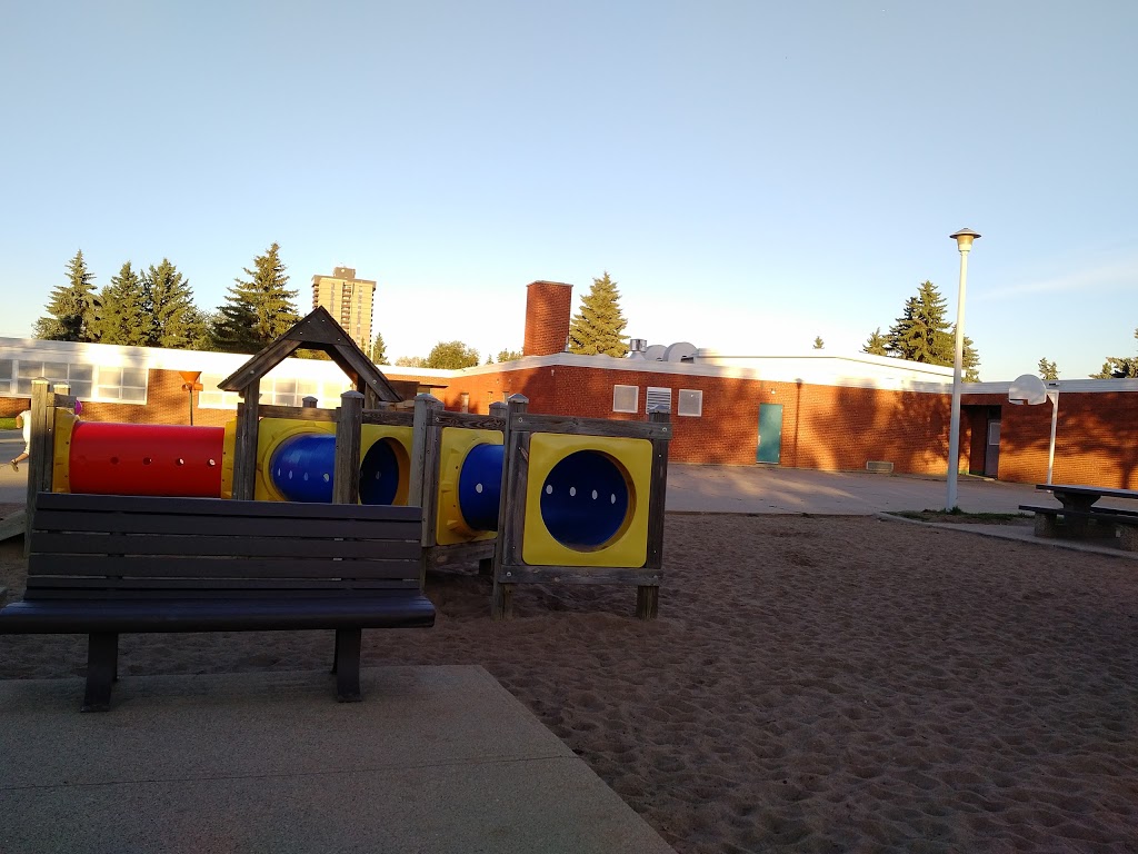 Lendrum | 11330 54 Ave NW, Edmonton, AB T6H 0V7, Canada | Phone: (780) 434-3588
