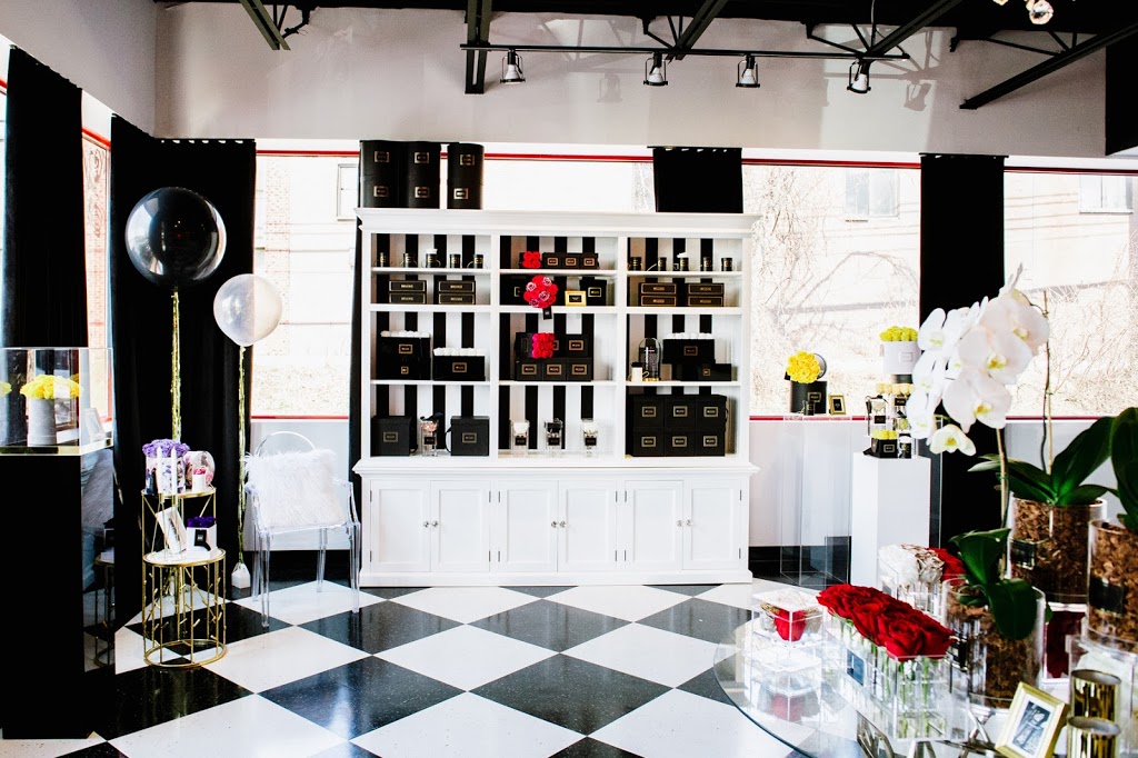 MFLEURS MTL | 9260 Boul Henri-Bourassa O, Saint-Laurent, QC H4S 1L5, Canada | Phone: (514) 334-7405