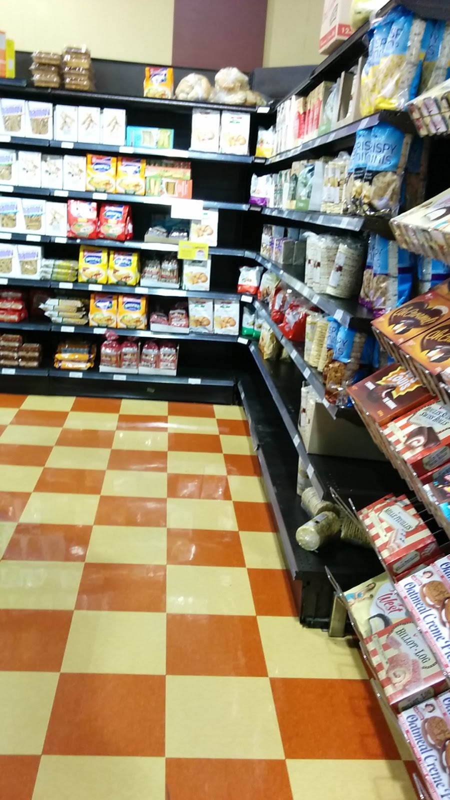 Mourelatos Supermarket Laval | 4919 Boul Notre-Dame, Laval, QC H7W 1V3, Canada | Phone: (450) 681-4300