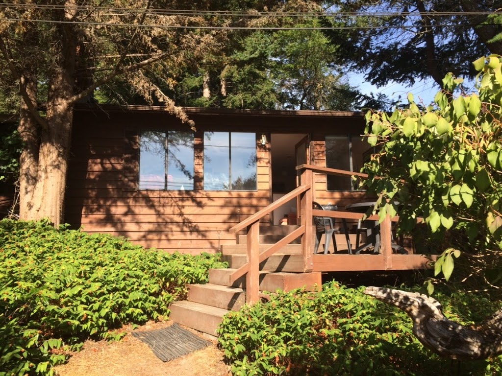 Driftwood Village | 205 Bluff Rd, Galiano Island, BC V0N 1P0, Canada | Phone: (250) 539-5457
