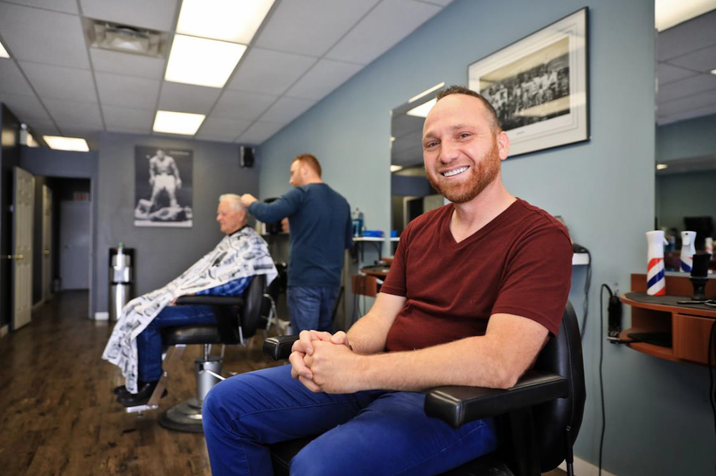 Sam & Joes Barber Shop | 1203 16 St SE, High River, AB T1V 2B1, Canada | Phone: (403) 652-7458
