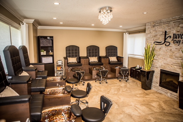 Juvenelle Day Spa | 1448 Adelaide St N, London, ON N5X 1J9, Canada | Phone: (226) 663-0533