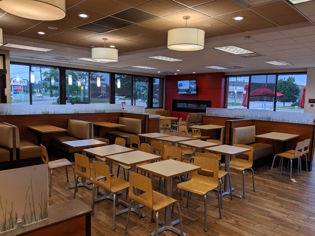 Wendys | 1152 Davis Dr, Newmarket, ON L3Y 7V1, Canada | Phone: (905) 853-0849