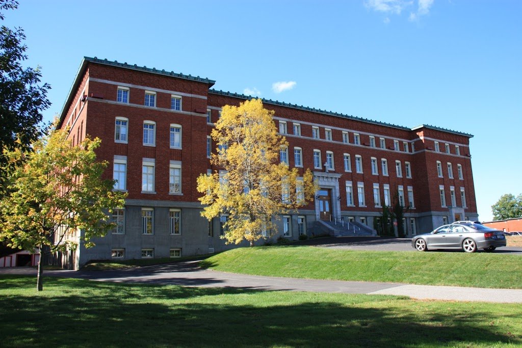 Groupe Custeau immobilier | 809 Rue de lOntario, Sherbrooke, QC J1J 3R9, Canada | Phone: (819) 564-8866