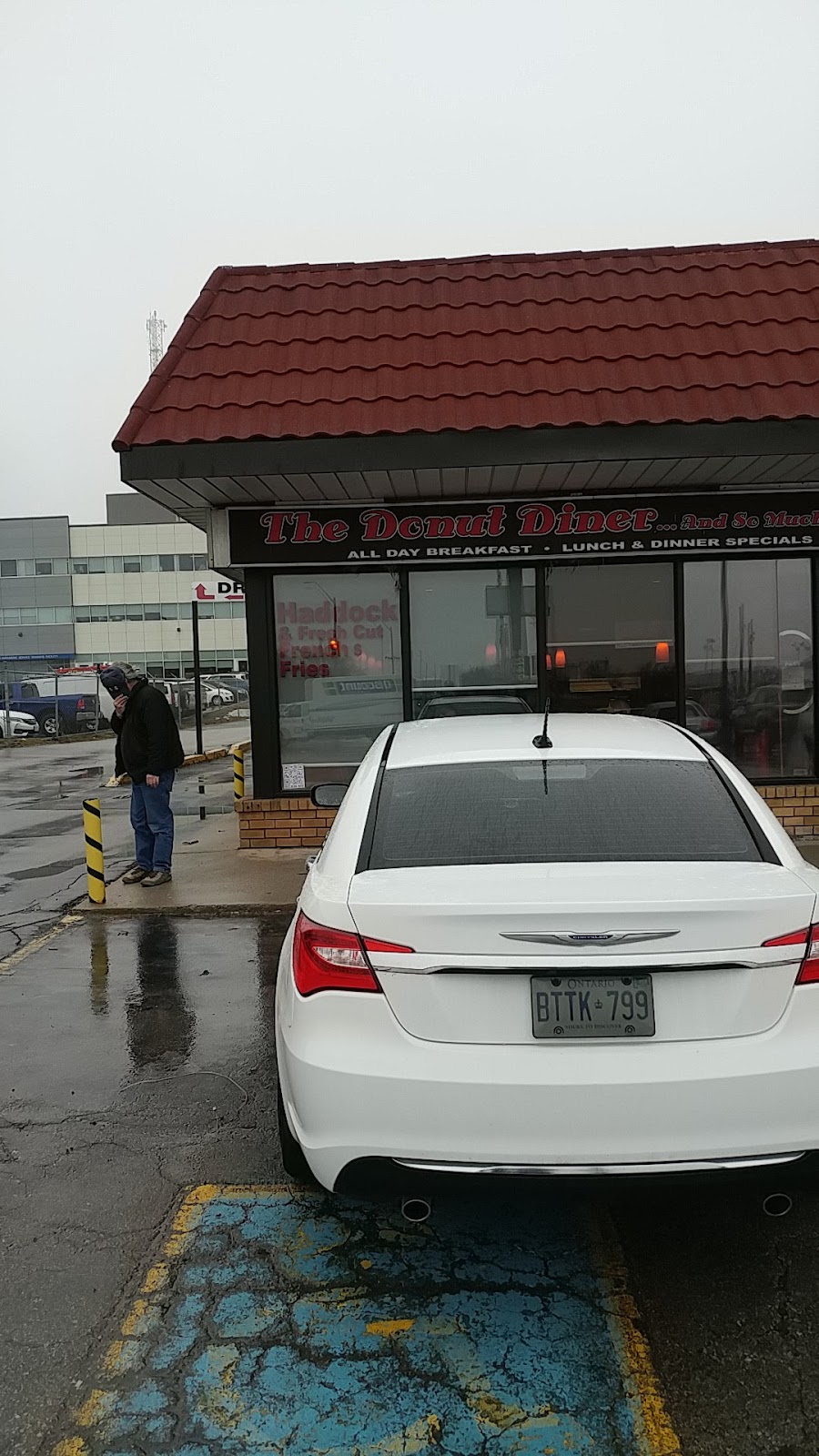 Donut Diner | 1249 Stone Church Rd E, Hamilton, ON L8W 2C8, Canada | Phone: (905) 383-8544
