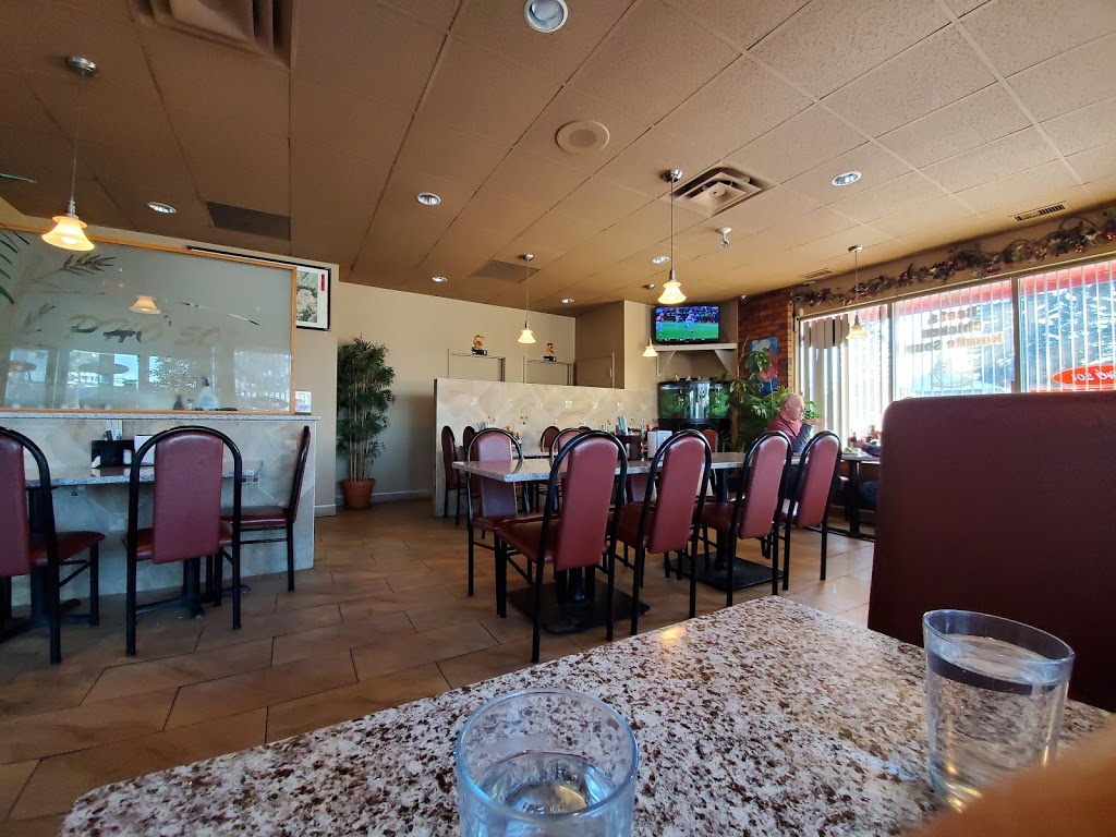 Pho 501 | 501 McKnight Blvd NE, Calgary, AB T2E 8P1, Canada | Phone: (403) 230-5886