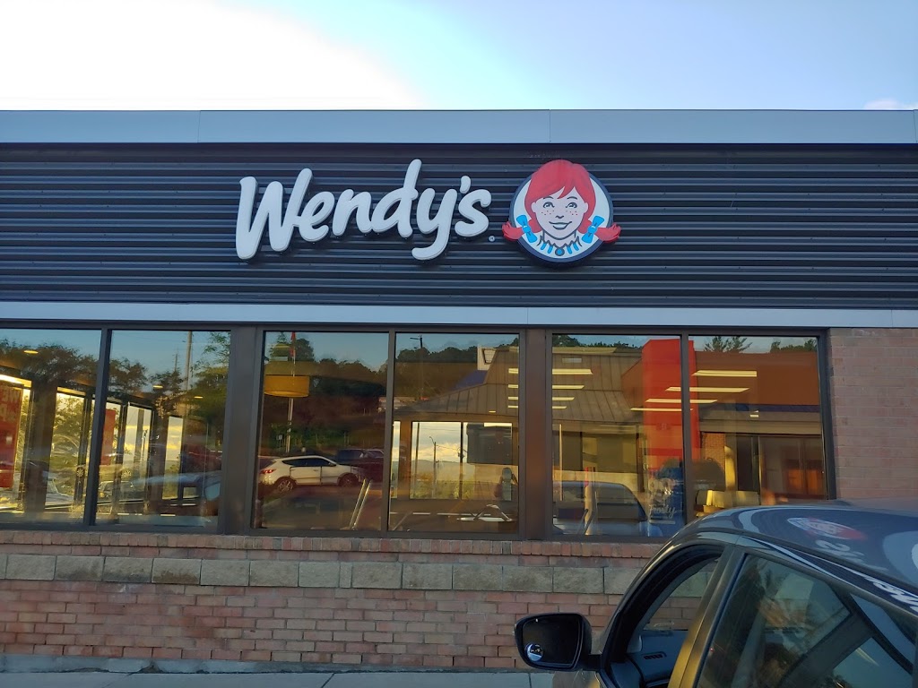 Wendys | 6 Fairview Rd, Barrie, ON L4N 4P3, Canada | Phone: (705) 727-0233