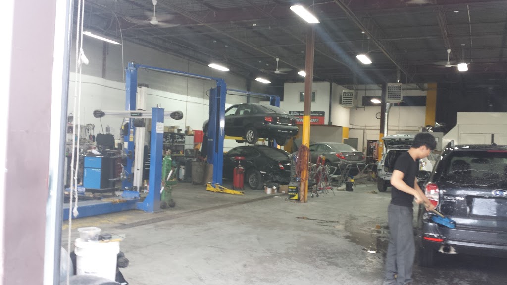 Magic Auto | 180 Limestone Crescent, North York, ON M3J 2S4, Canada | Phone: (647) 847-3898