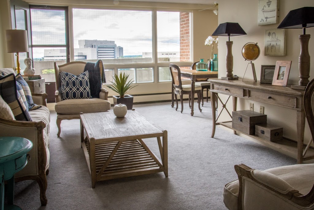 Skyline | 30 Eleanor Dr, Nepean, ON K2E 7E5, Canada | Phone: (613) 691-6570