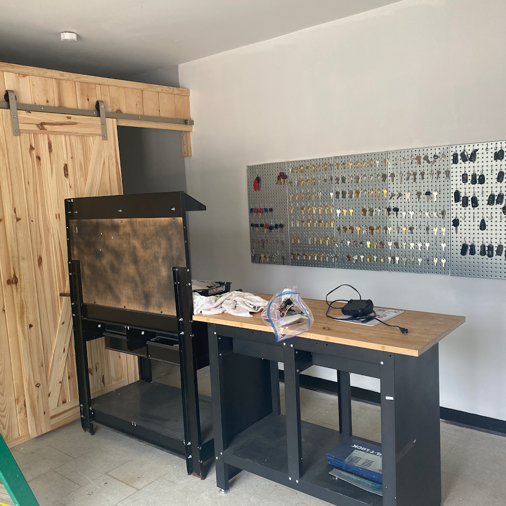keysource | 1209 Mosley St, Wasaga Beach, ON L9Z 2E7, Canada | Phone: (705) 500-7494