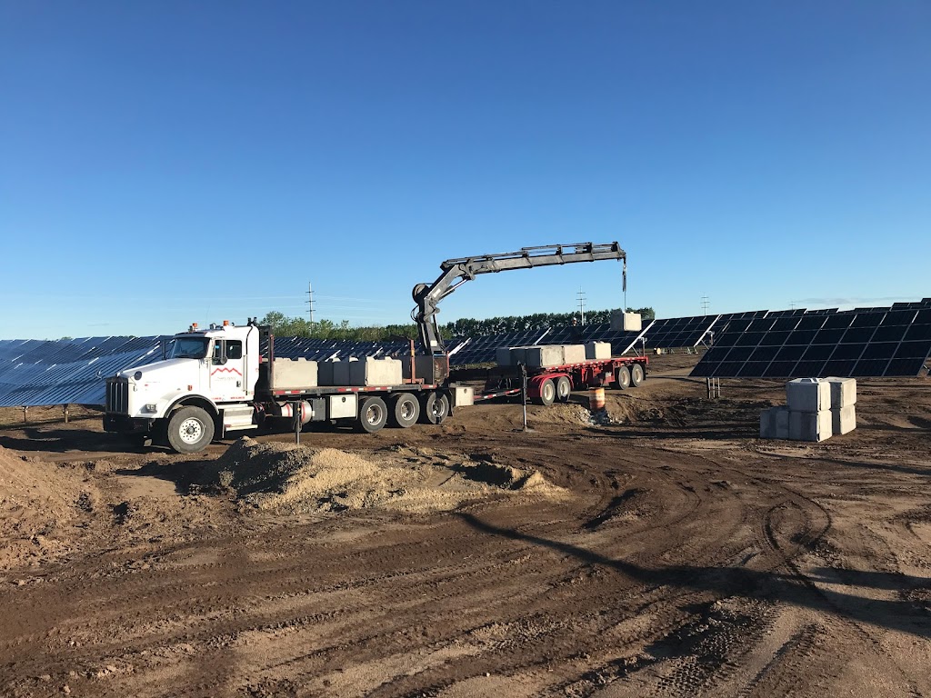 Three Peaks Crane | 4115 78 St Crescent, Red Deer, AB T4P 3E3, Canada | Phone: (403) 971-0258