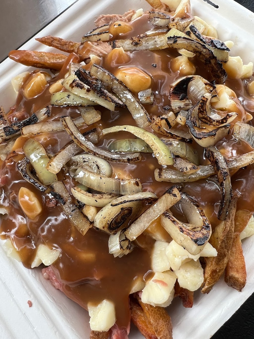 DBURGER MOBILE | 62 Chem. de la Cité des Jeunes, Saint-Clet, QC J0P 1S0, Canada | Phone: (514) 512-1328