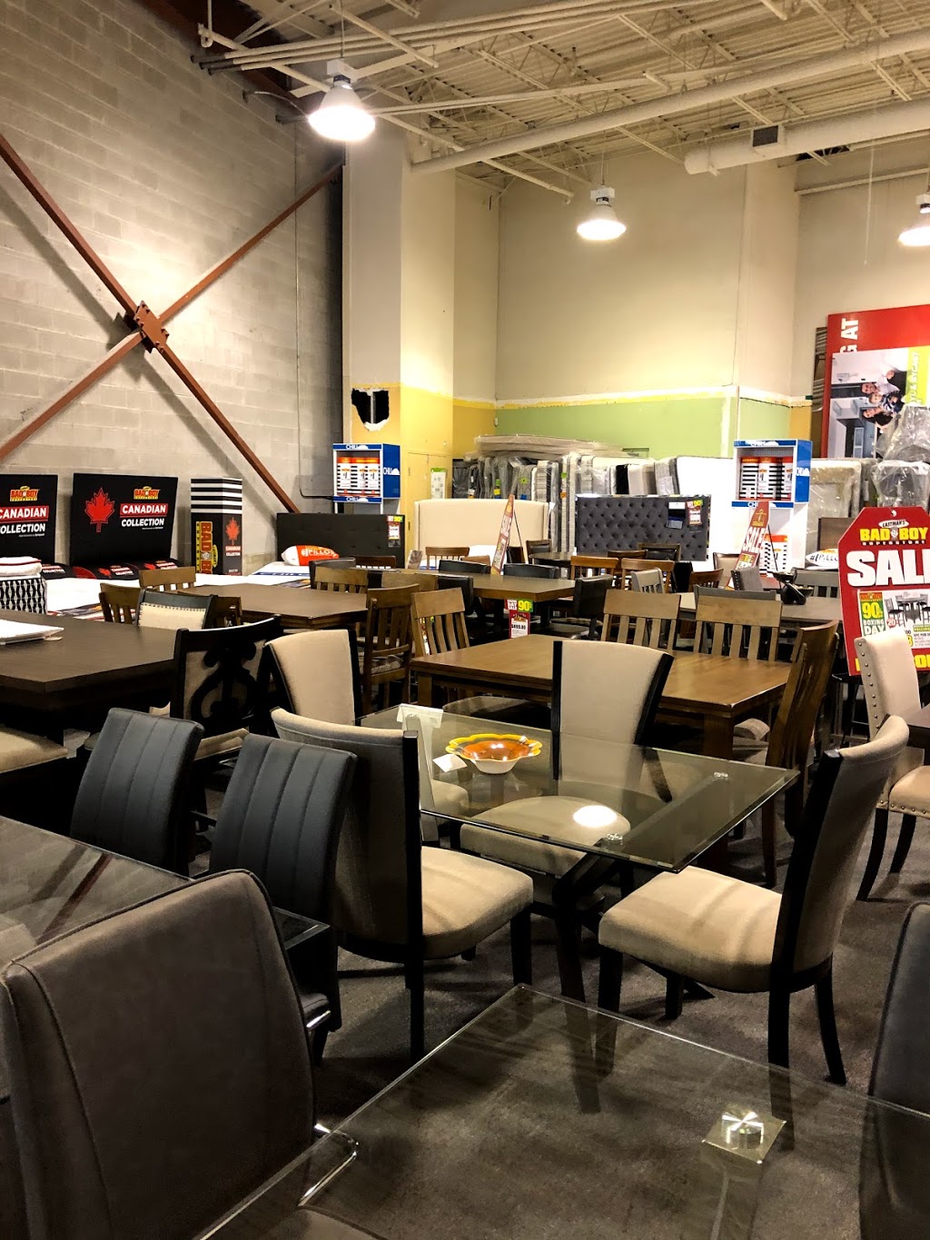 Lastmans Bad Boy | 42 Caplan Ave, Barrie, ON L4N 0M5, Canada | Phone: (705) 722-7132