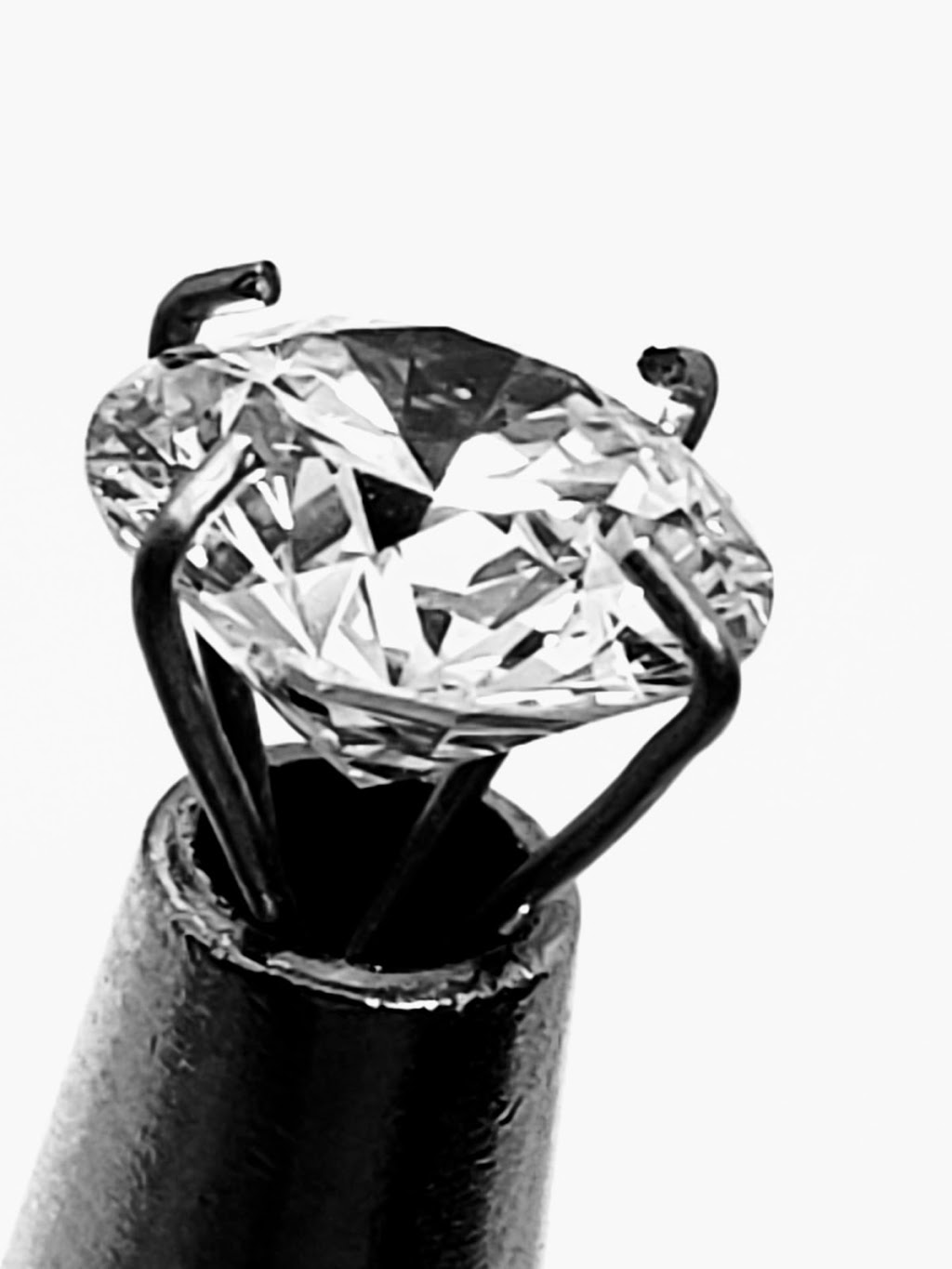 Diamond Kings - Custom Jewelry | 2 College St Suite 105, Toronto, ON M5G 1K2, Canada | Phone: (647) 351-9119