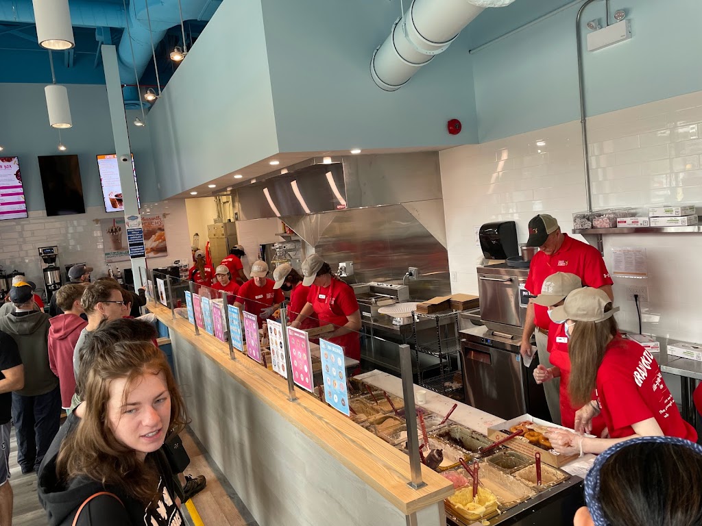 Duck Donuts | 5010 Pinedale Ave Unit 1001A, Burlington, ON L7L 0G3, Canada | Phone: (905) 632-8448