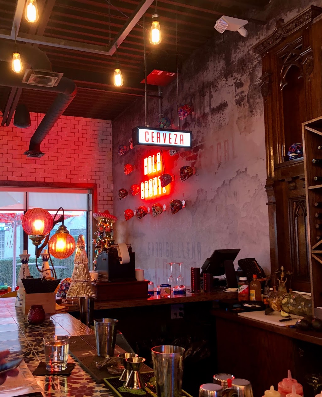 Por Vida Mezcal & Mexican | 2330 Lakeshore Rd W, Oakville, ON L6L 1H3, Canada | Phone: (289) 815-8432