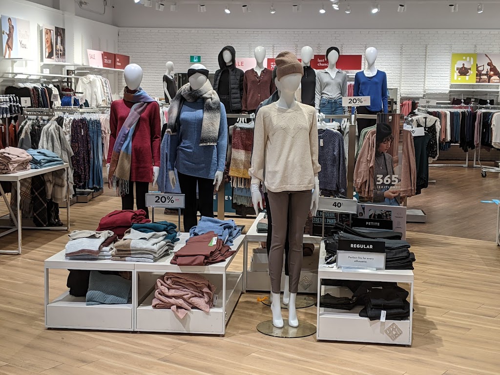 Reitmans | 5000 Canoe Pass Wy Unit 438, Tsawwassen, BC V4M 0B3, Canada | Phone: (604) 940-1517