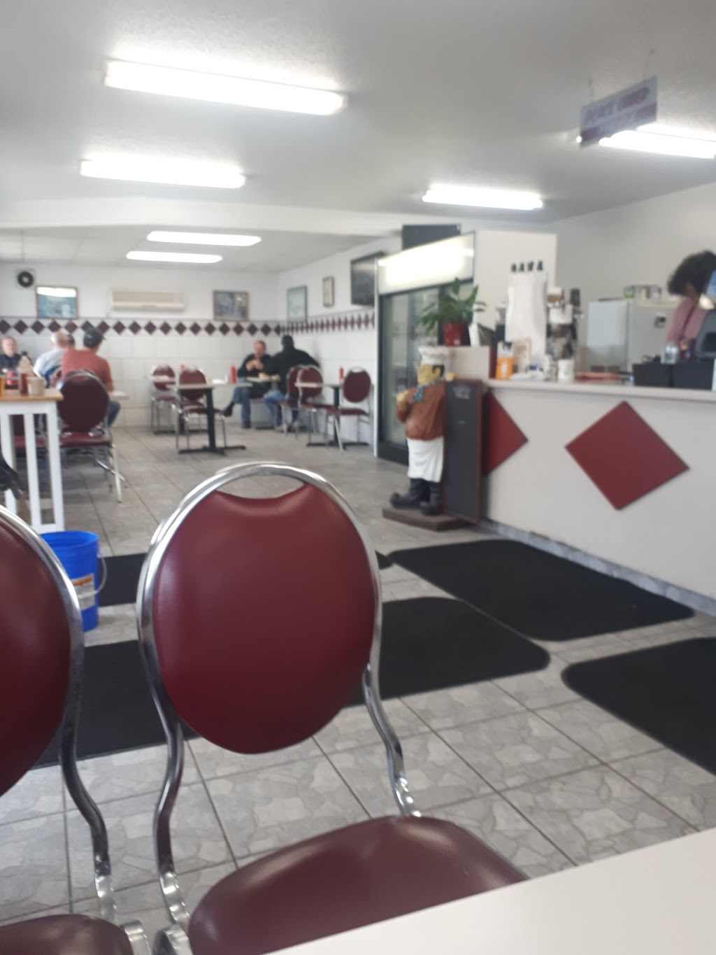 Country Court Café | 490 Arvin Ave, Stoney Creek, ON L8E 2M9, Canada | Phone: (905) 664-4493
