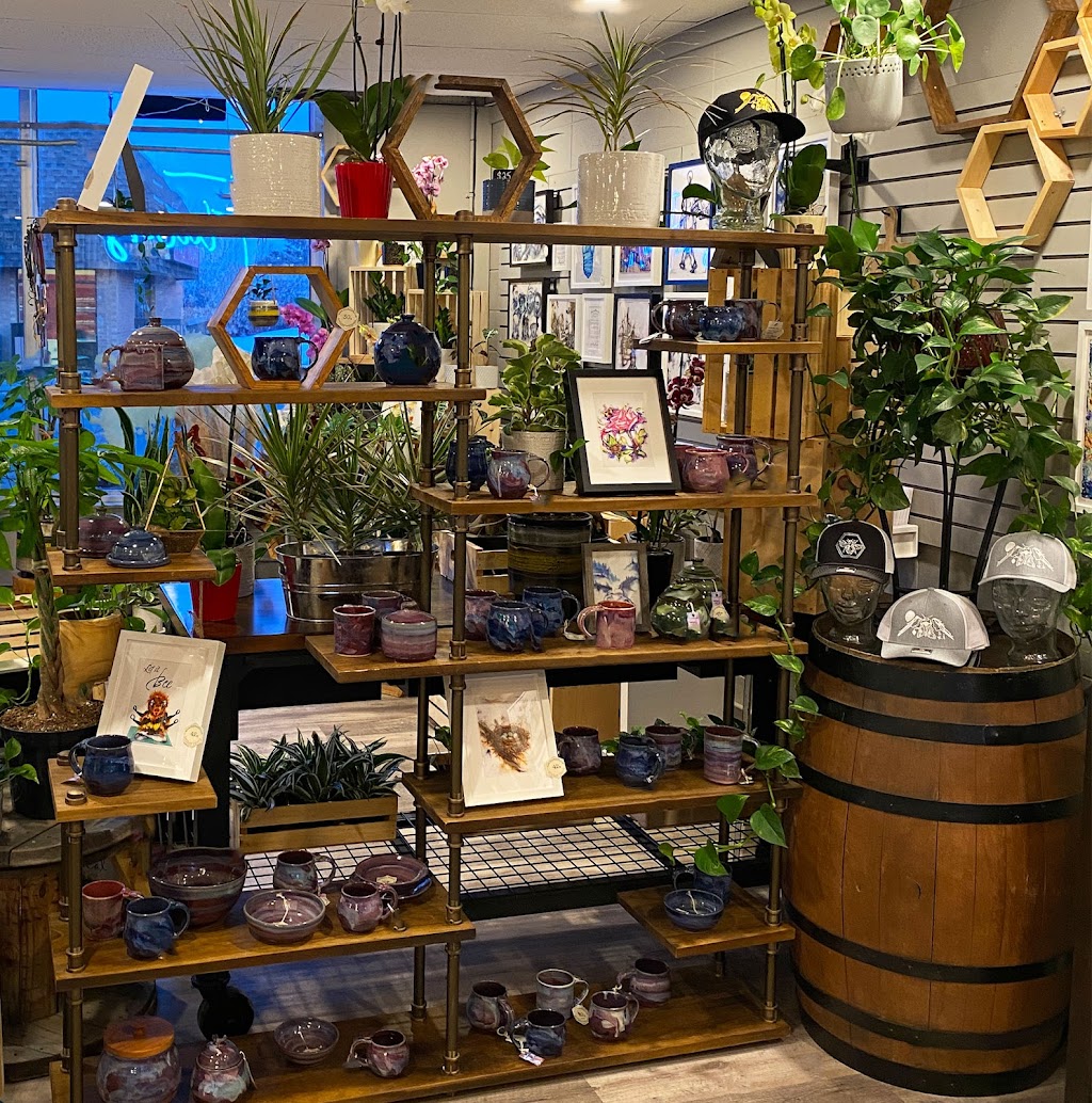 The B Nest Floral Design and Studio | 5010 50 St, Sylvan Lake, AB T4S 1M5, Canada | Phone: (587) 877-2899