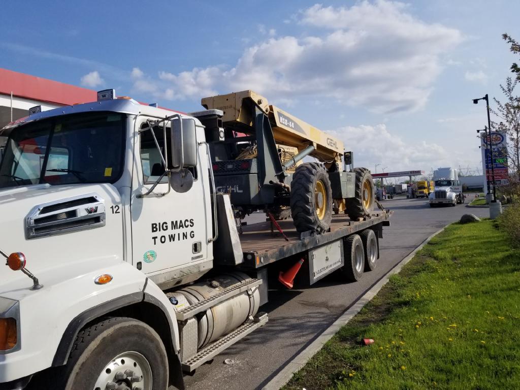 Big Macs Towing Ltd | 502-30 Gillingham Dr suite 529, Brampton, ON L6X 4X7, Canada | Phone: (905) 456-6776