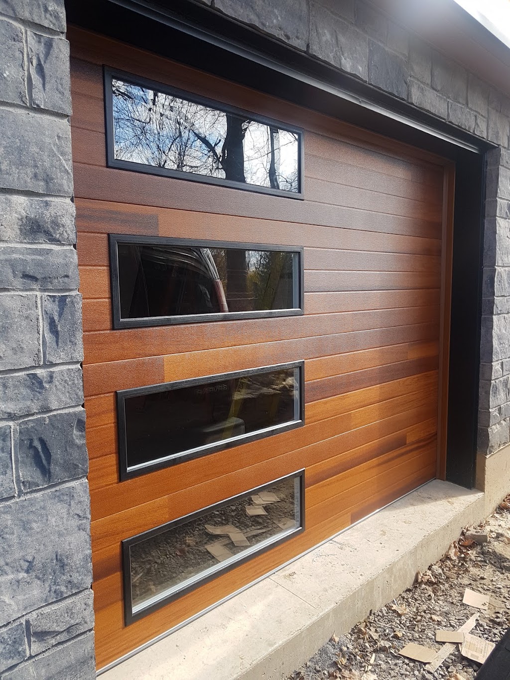 Kemper Garage Door | 3445 Trinity Church Rd, Binbrook, ON L0R 1C0, Canada | Phone: (905) 518-3328