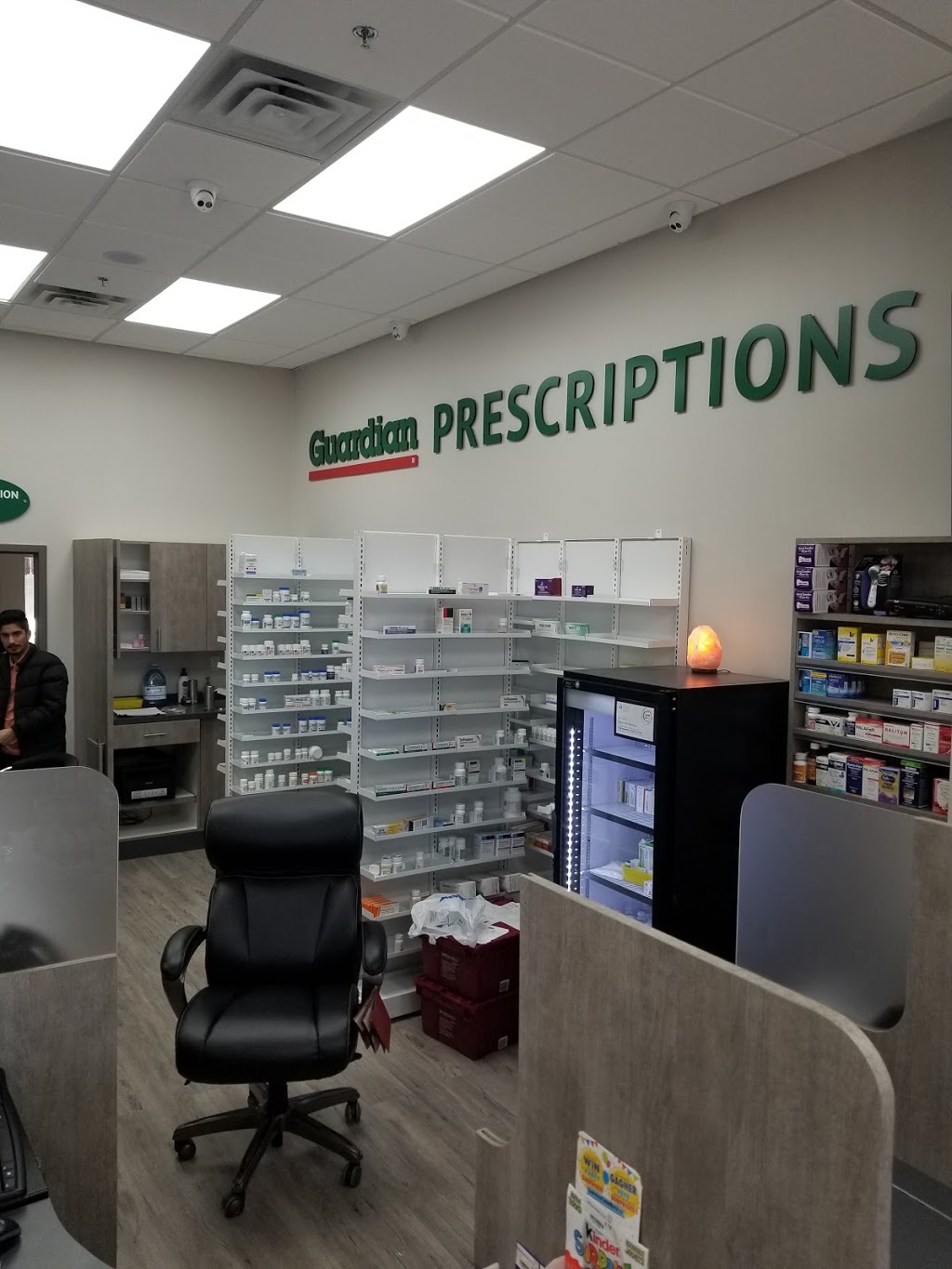Guardian - Squire Ellis Pharmacy | 10 Squire Ellis Dr Unit 15-16, Brampton, ON L6P 4K6, Canada | Phone: (905) 789-0007