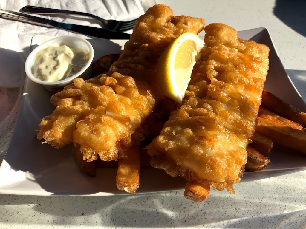 Docks Fish And Chips | 15061 Marine Dr, White Rock, BC V4B 1C5, Canada | Phone: (604) 536-3625
