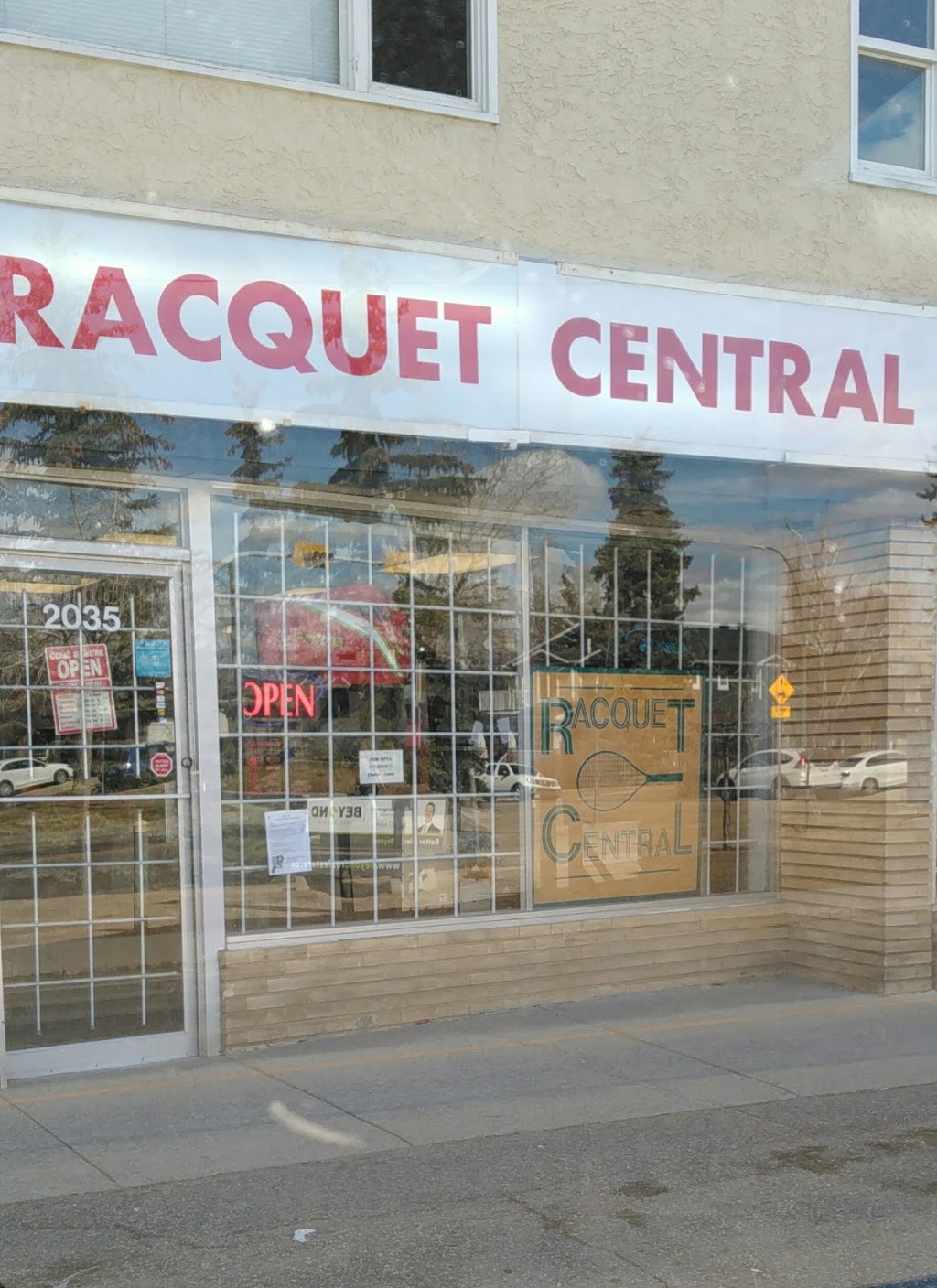 Racquet Central Ltd | 2035 26 Ave SW, Calgary, AB T2T 1E5, Canada | Phone: (403) 521-0053