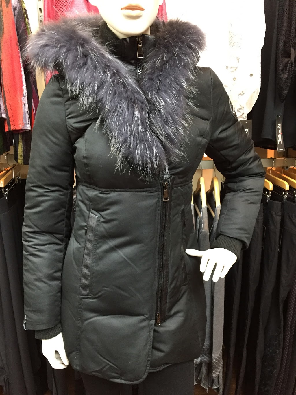 Boutique Condor | 95 Boulevard de Gaulle, Lorraine, QC J6Z 3R8, Canada | Phone: (450) 621-6404