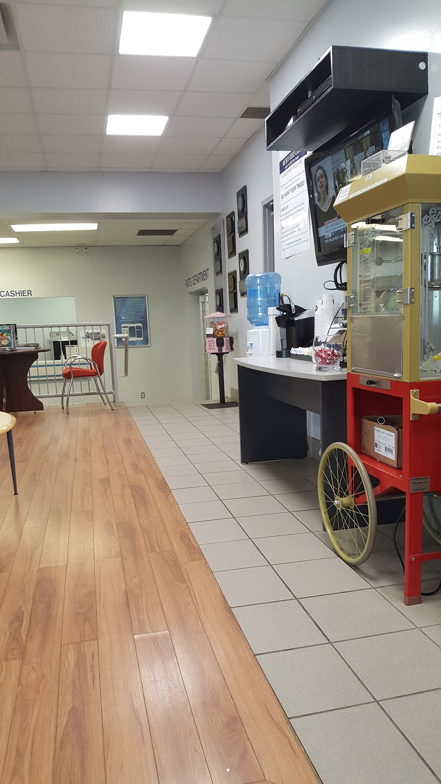 Dan Murphy Ford | 1346 Bankfield Rd, Manotick, ON K4M 1A7, Canada | Phone: (613) 692-3594