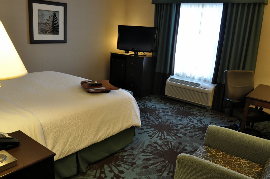 Hampton Inn by Hilton Toronto Airport Corporate Centre | 5515 Eglinton Ave W, Etobicoke, ON M9C 5K5, Canada | Phone: (416) 646-3000