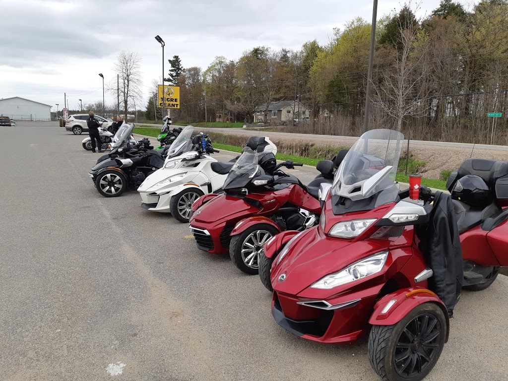 Tigre Géant | 473 QC-148, Shawville, QC J0X 2Y0, Canada | Phone: (819) 647-6320