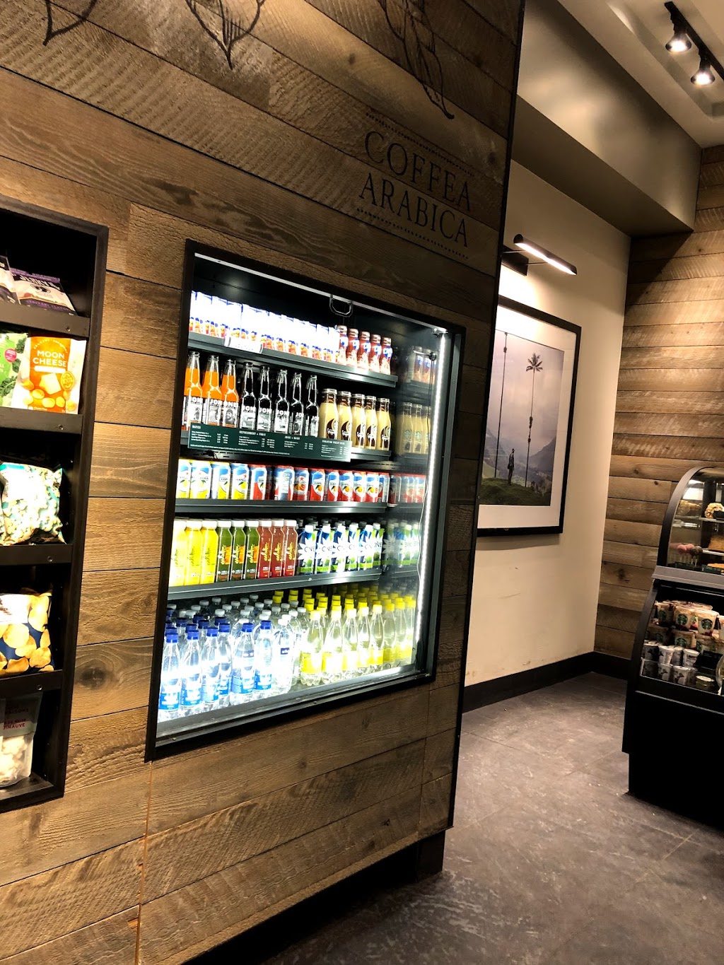 Starbucks | 76, 1 Edmonton City Centre NW, Edmonton, AB T5J 2Z2, Canada | Phone: (780) 428-0311