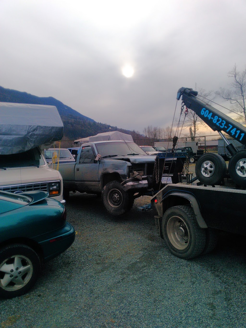 Yarrow towing | 5027 Browne Rd, Chilliwack, BC V2R 4R3, Canada | Phone: (604) 701-9807