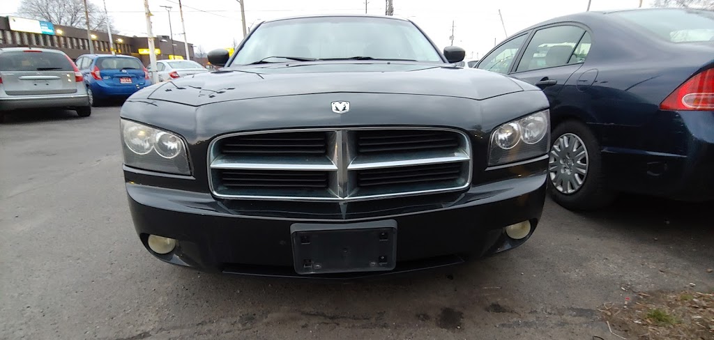 Adams Fine Cars Inc | 95 Queenston Rd, Hamilton, ON L8K 1G1, Canada | Phone: (905) 547-7700