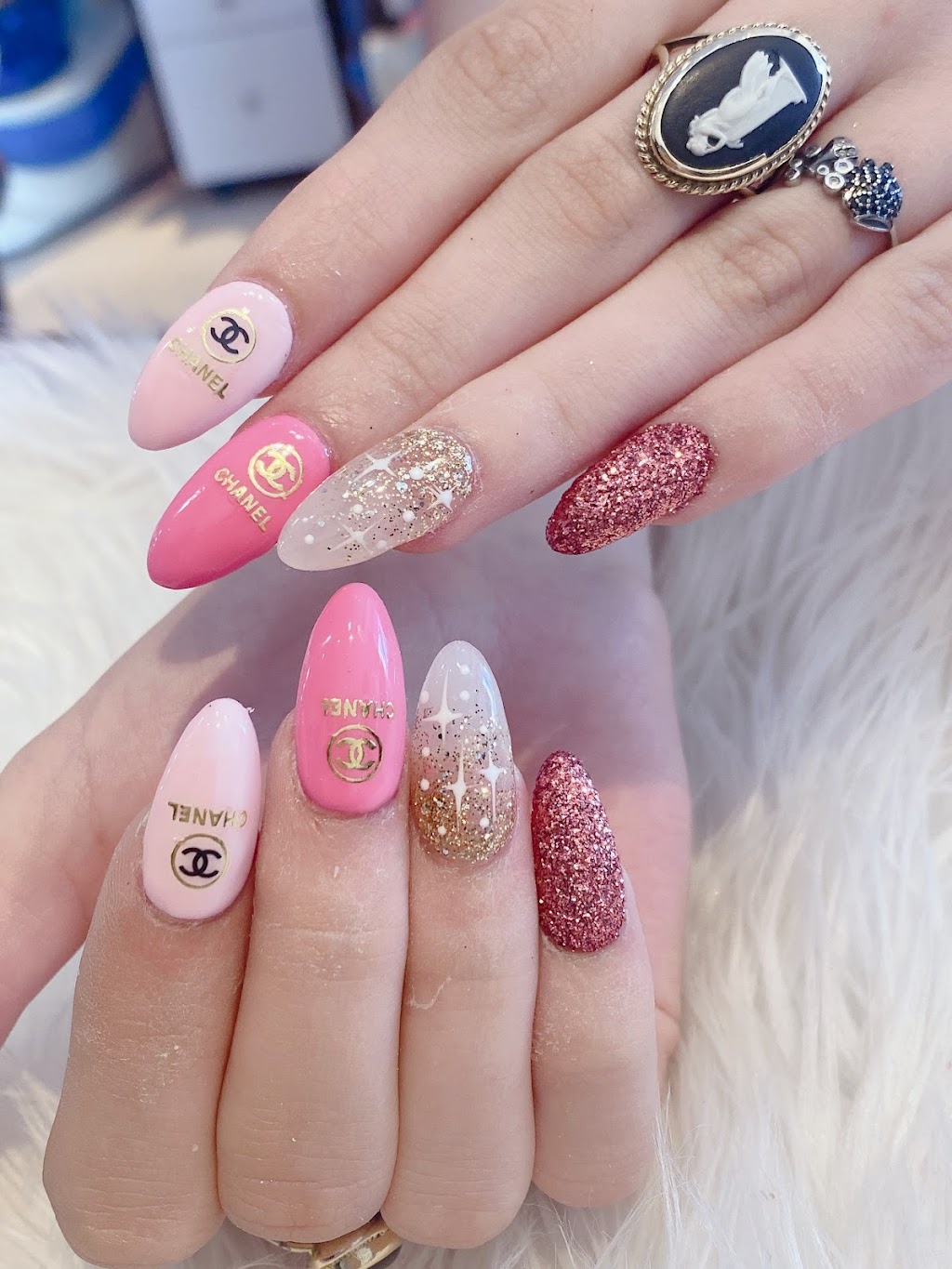 Shellac Nails & Spa | 1383 Wilson Rd N #4b, Oshawa, ON L1K 2Z5, Canada | Phone: (905) 721-8881
