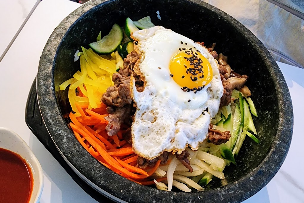 Mon Ami Solar | 325 Rue de lÉquinoxe, Brossard, QC J4Z 0P7, Canada | Phone: (450) 443-0838