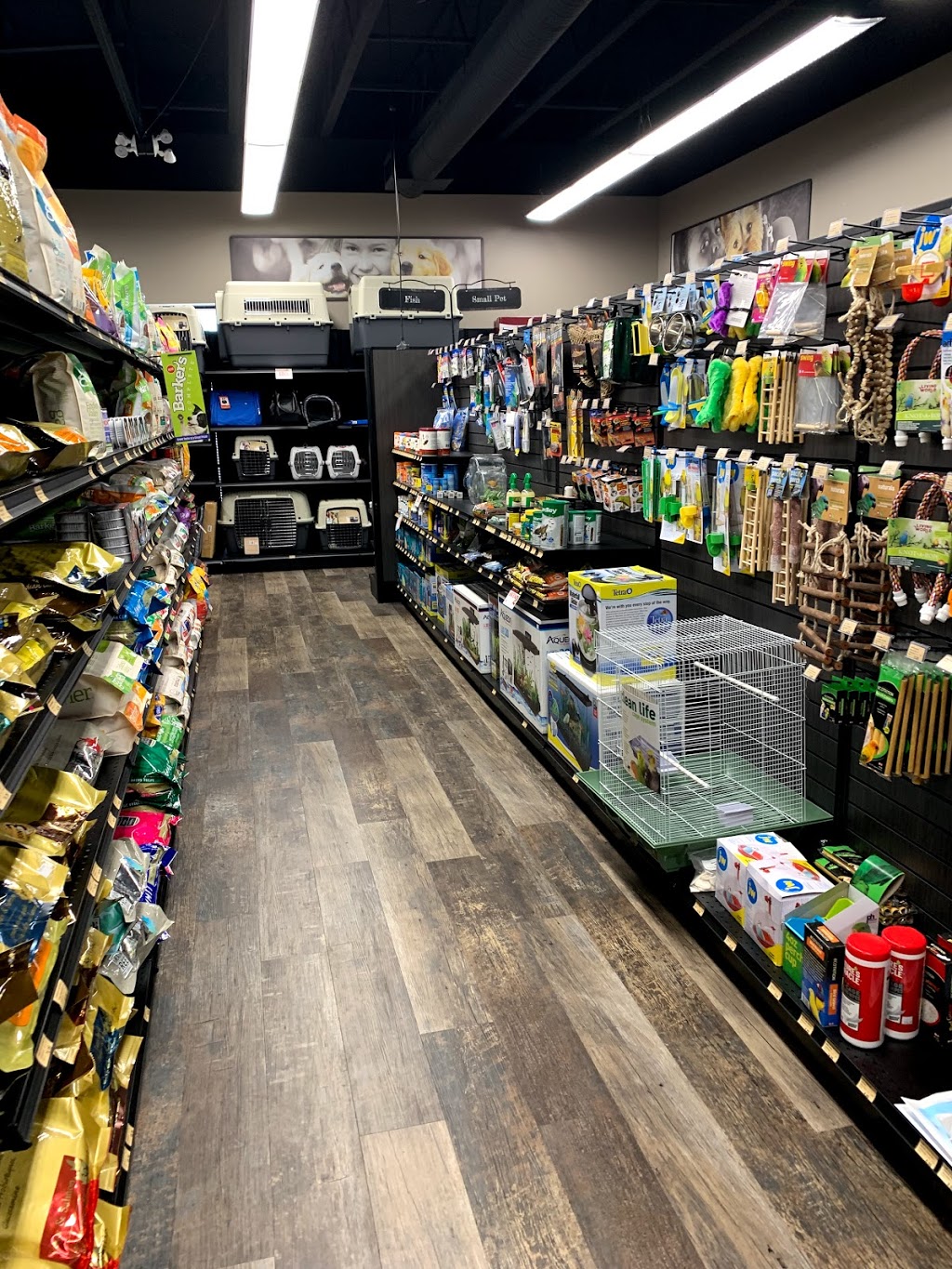 Bosleys by Pet Valu | 2828 E Hastings St Unit 101, Vancouver, BC V5K 5C5, Canada | Phone: (604) 251-3917