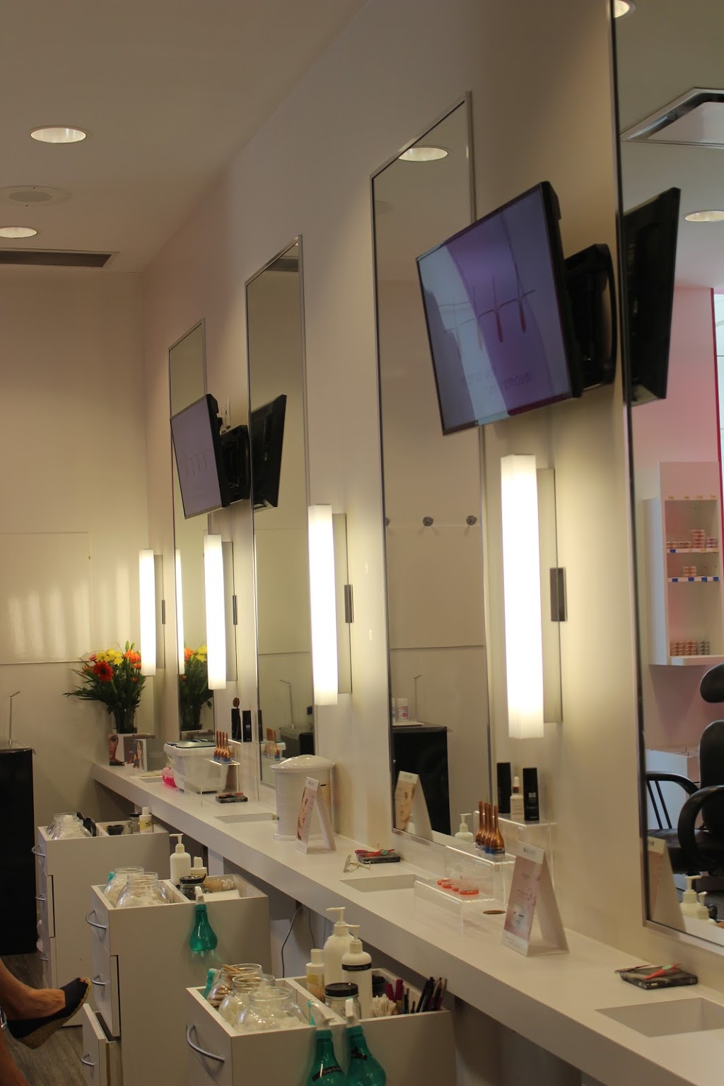 Beauty First Spa | 900 Maple Ave, Burlington, ON L7S 2J8, Canada | Phone: (905) 633-8118