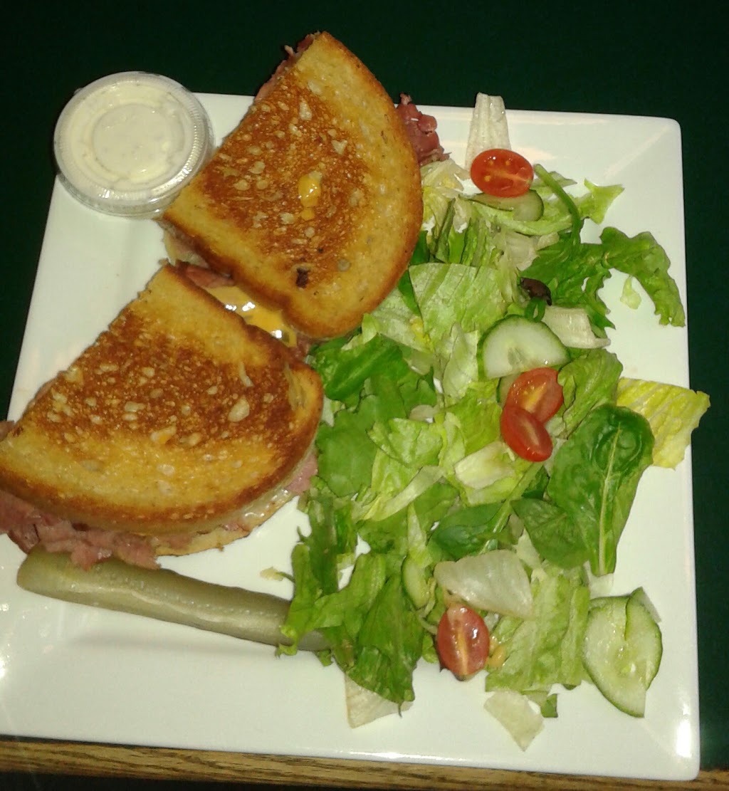 Fishers Pier 4 Pub | 554 James St N, Hamilton, ON L8L 1J5, Canada | Phone: (905) 526-9622