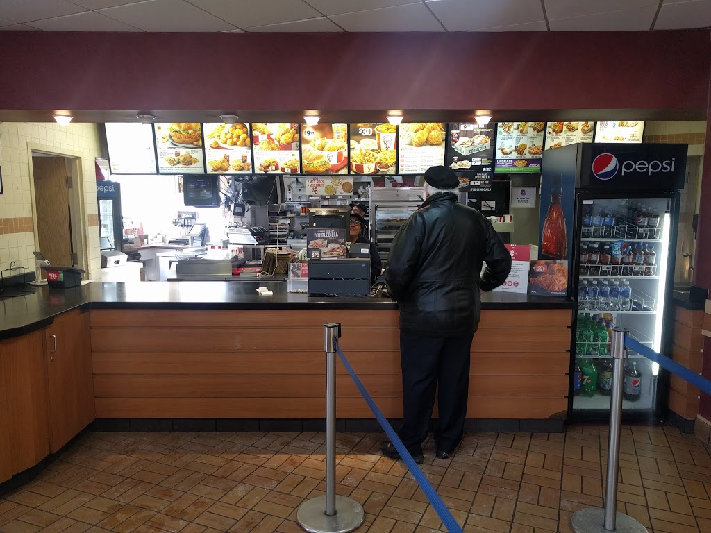 KFC | 475 Hazeldean Rd, Kanata, ON K2L 1V1, Canada | Phone: (613) 836-4011