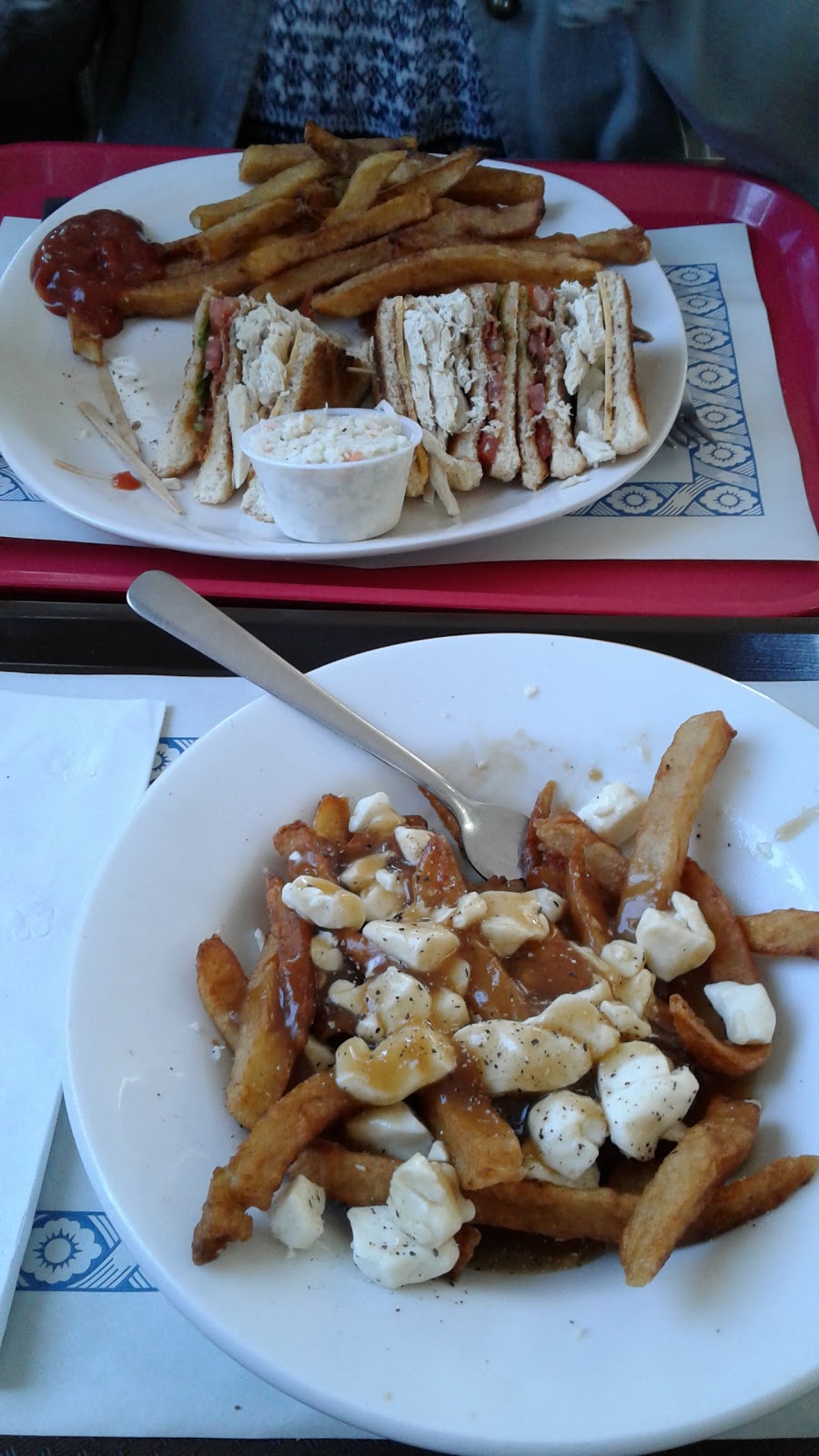 Cantine la Philomène 265 | 564 QC-265, Fortierville, QC G0S 1J0, Canada | Phone: (819) 698-7234