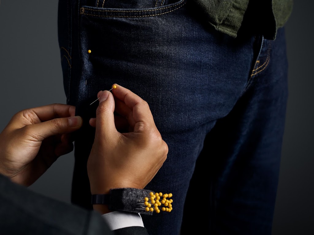 Surmesur Custom Menswear | 320 Queen St Suite 104, Ottawa, ON K1R 7Y5, Canada | Phone: (613) 233-5255