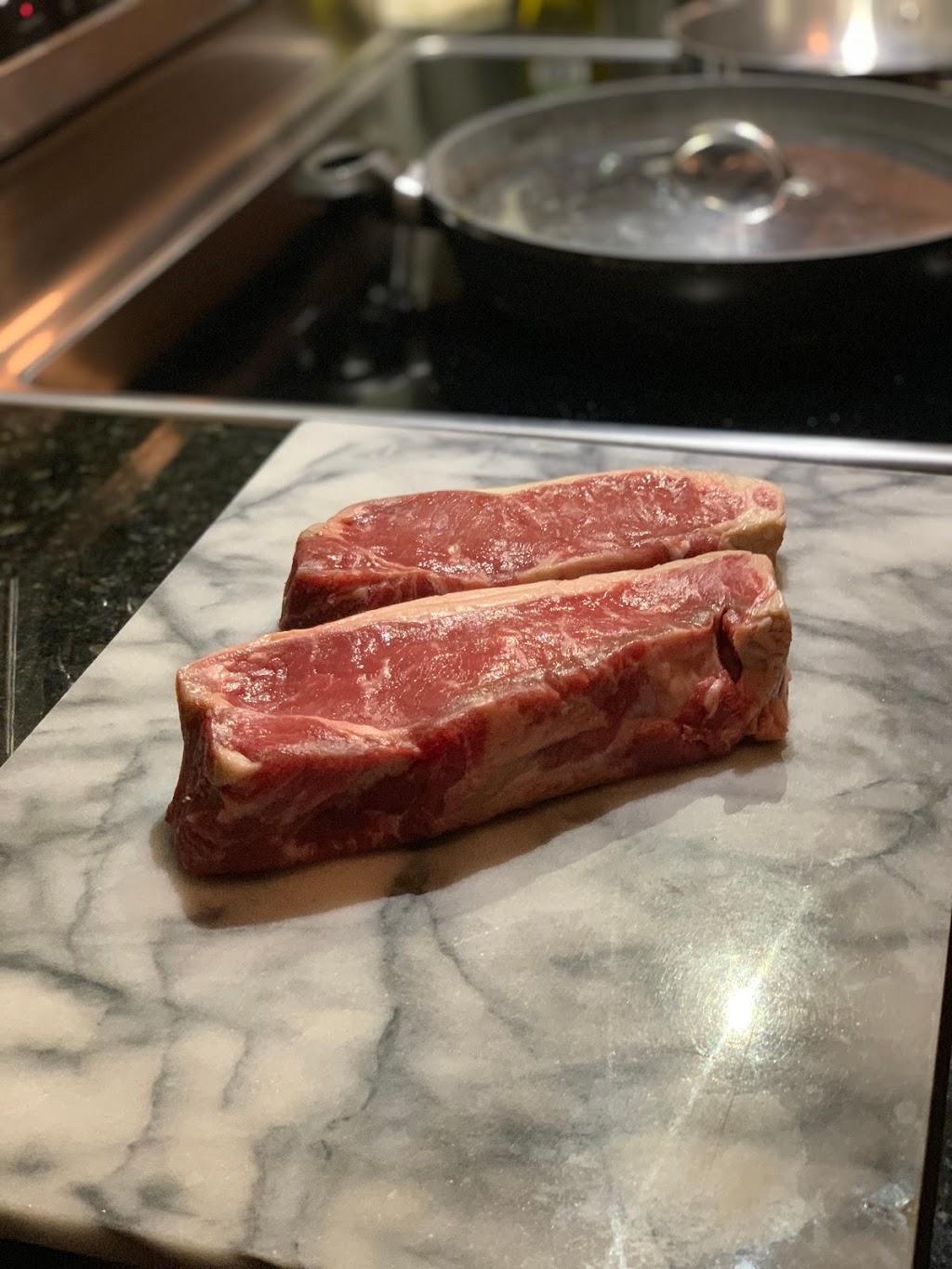 Ellas Meat Market Ltd | 674 Pape Ave, Toronto, ON M4K 3S5, Canada | Phone: (416) 461-1211