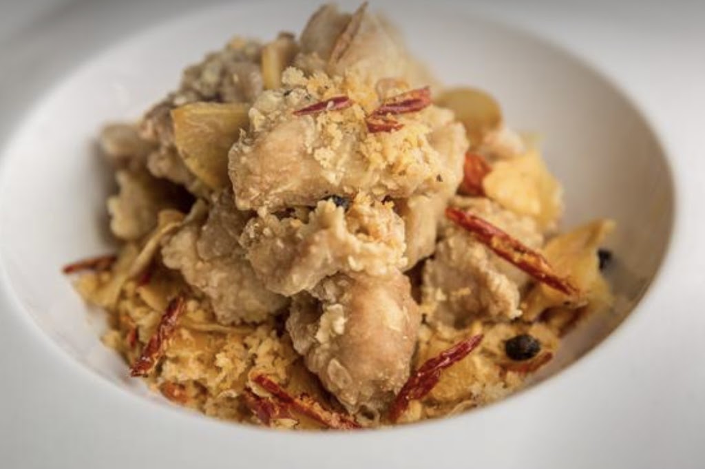 Donly kitchen | 829 Big Bay Point Rd D7, Barrie, ON L4M 4S6, Canada | Phone: (705) 728-8889