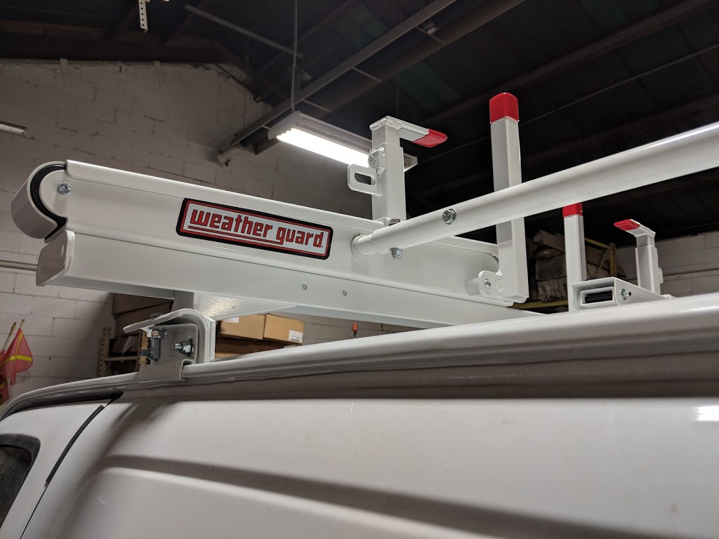 Carlson Truck Outfitters | 155 Fennell St, Winnipeg, MB R3T 0M6, Canada | Phone: (204) 669-5249