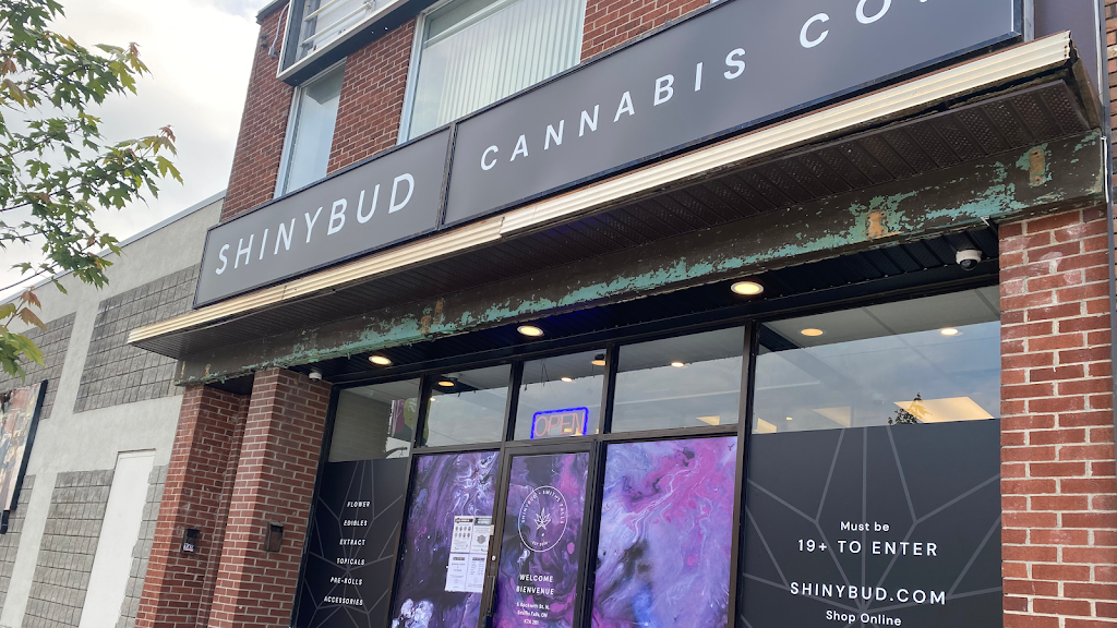 ShinyBud Cannabis Co. 8 Beckwith Street | 8 Beckwith St N, Smiths Falls, ON K7A 2B1, Canada | Phone: (613) 205-1294