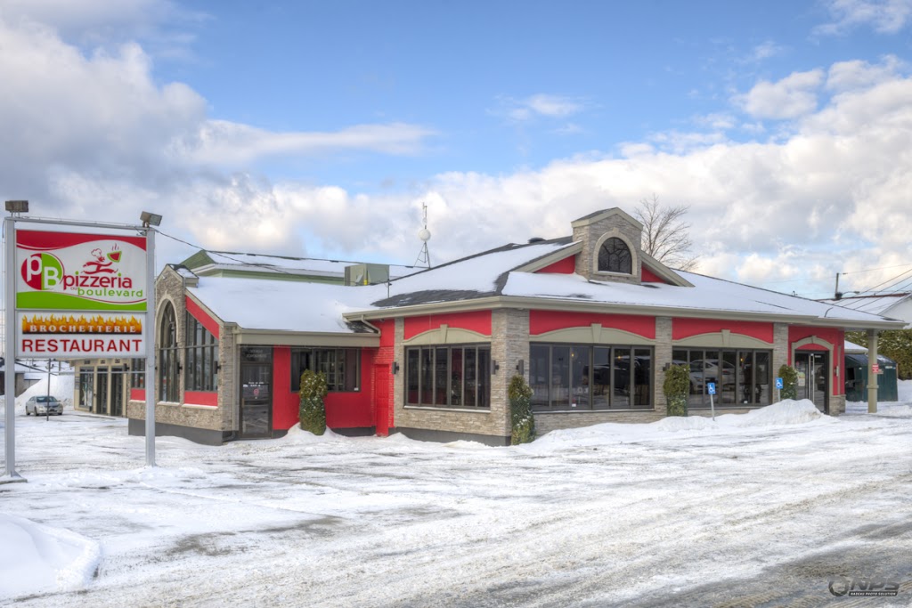Pizzeria Du Boulevard | 83 Boulevard Frontenac E, Thetford Mines, QC G6G 1N3, Canada | Phone: (418) 335-7531