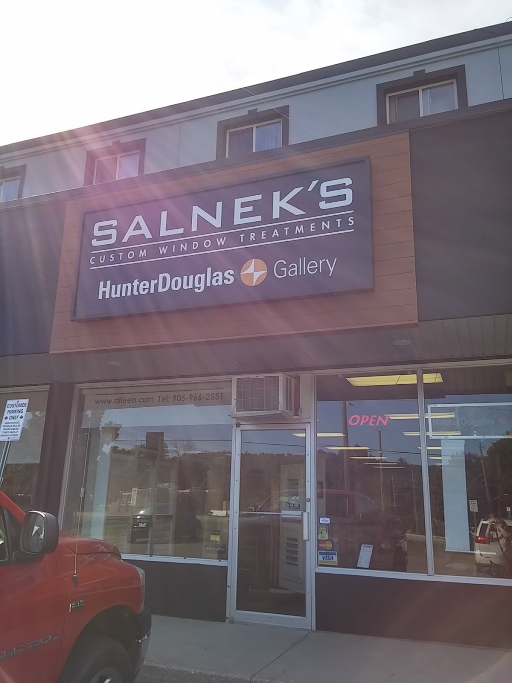 Salneks Custom Window Treatments | 242 Governors Rd, Dundas, ON L9H 3K2, Canada | Phone: (905) 966-2551